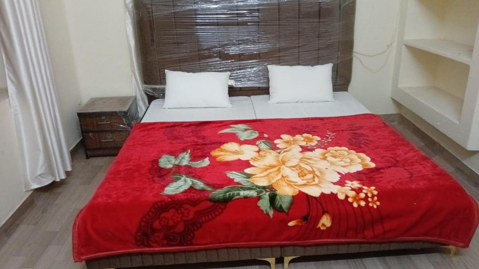 Radha Raman Guest House - Varanasi — Photos 3