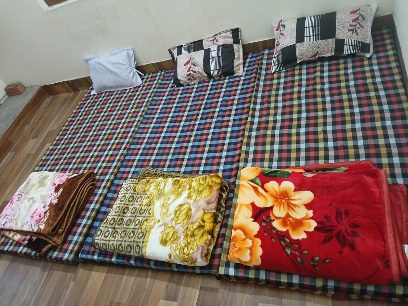Radha Raman Guest House - Varanasi — Photos 2